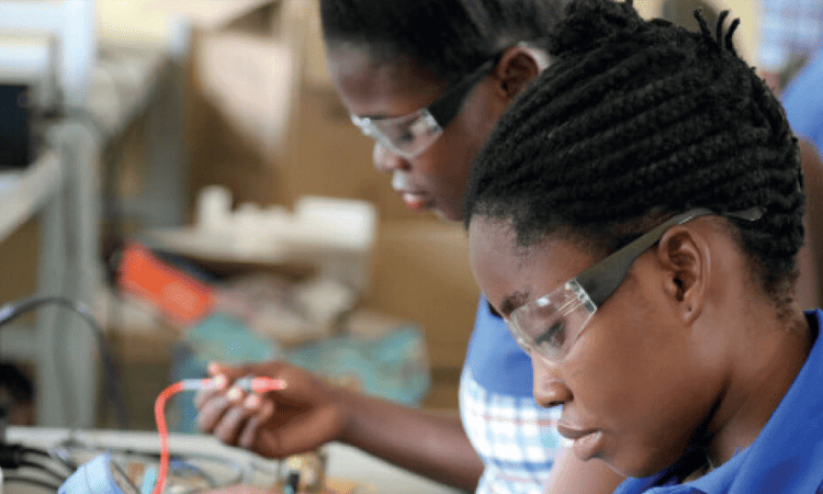 Formation des jeunes ivoiriens en technologie industrielles
