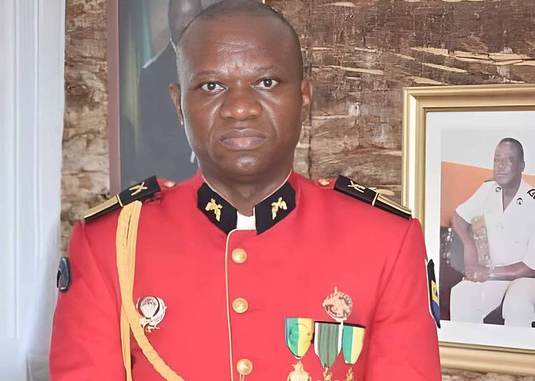 Brice Clotaire Oligui-Nguema, nouvel "homme fort" du Gabon